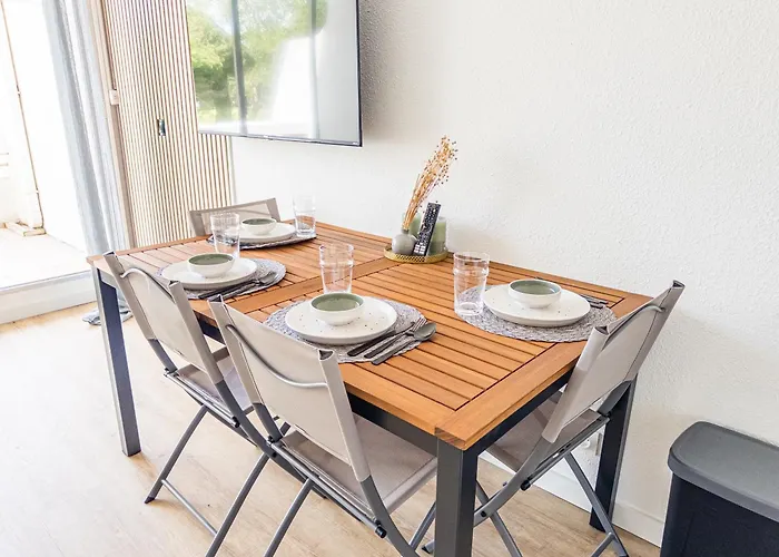 Appartement Horizon Piscine, Clim Wifi Parking Cosy 3min De L'étang Prosconciergerie *